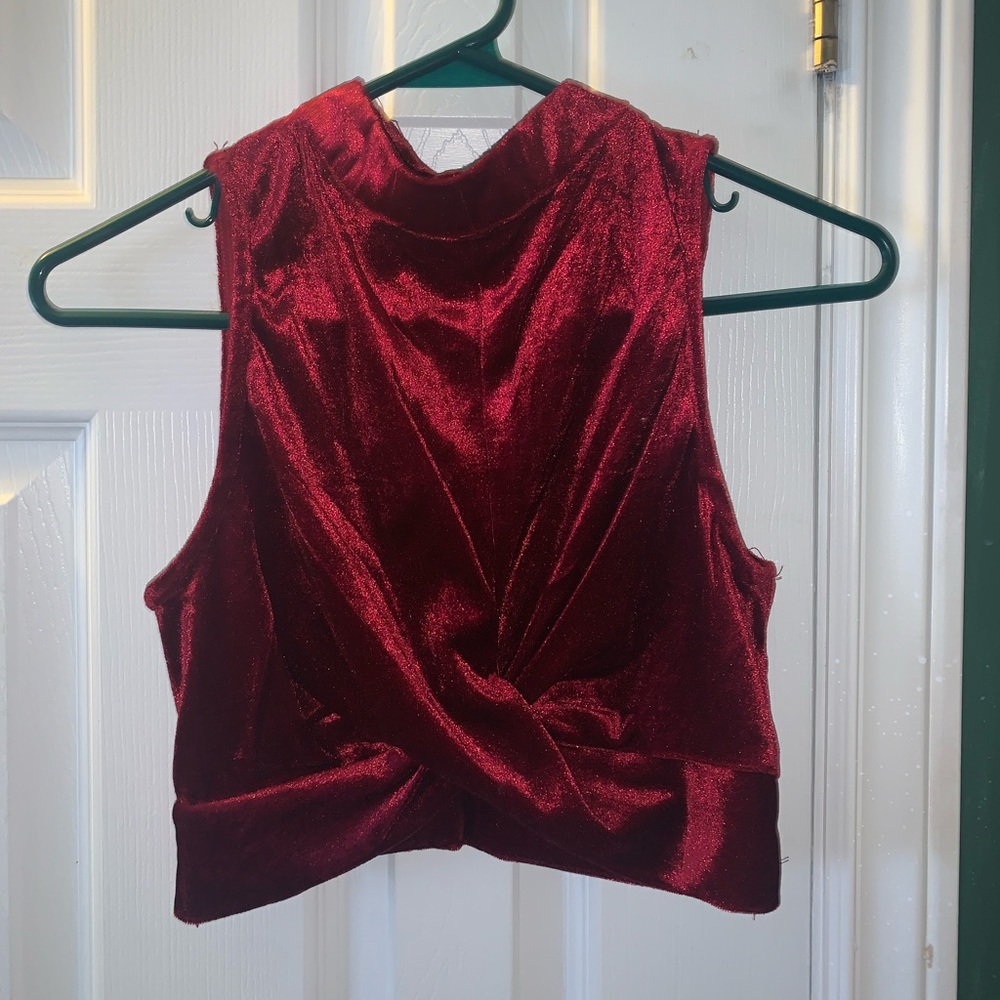 Crop top
